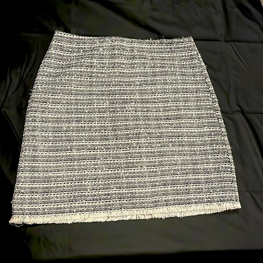 LOFT skirt - 6 Petite